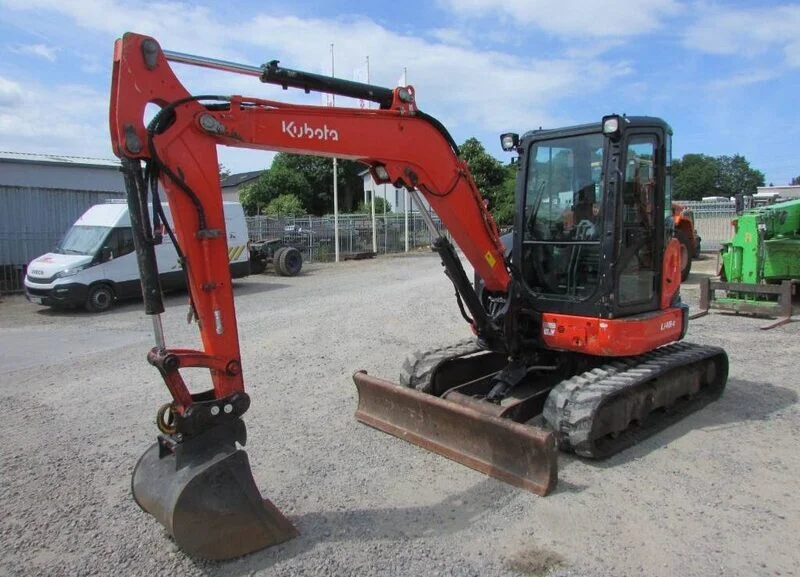 Kubota U 48-4