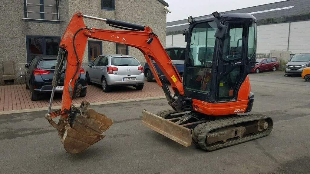 2014 Kubota U25 – 3EU